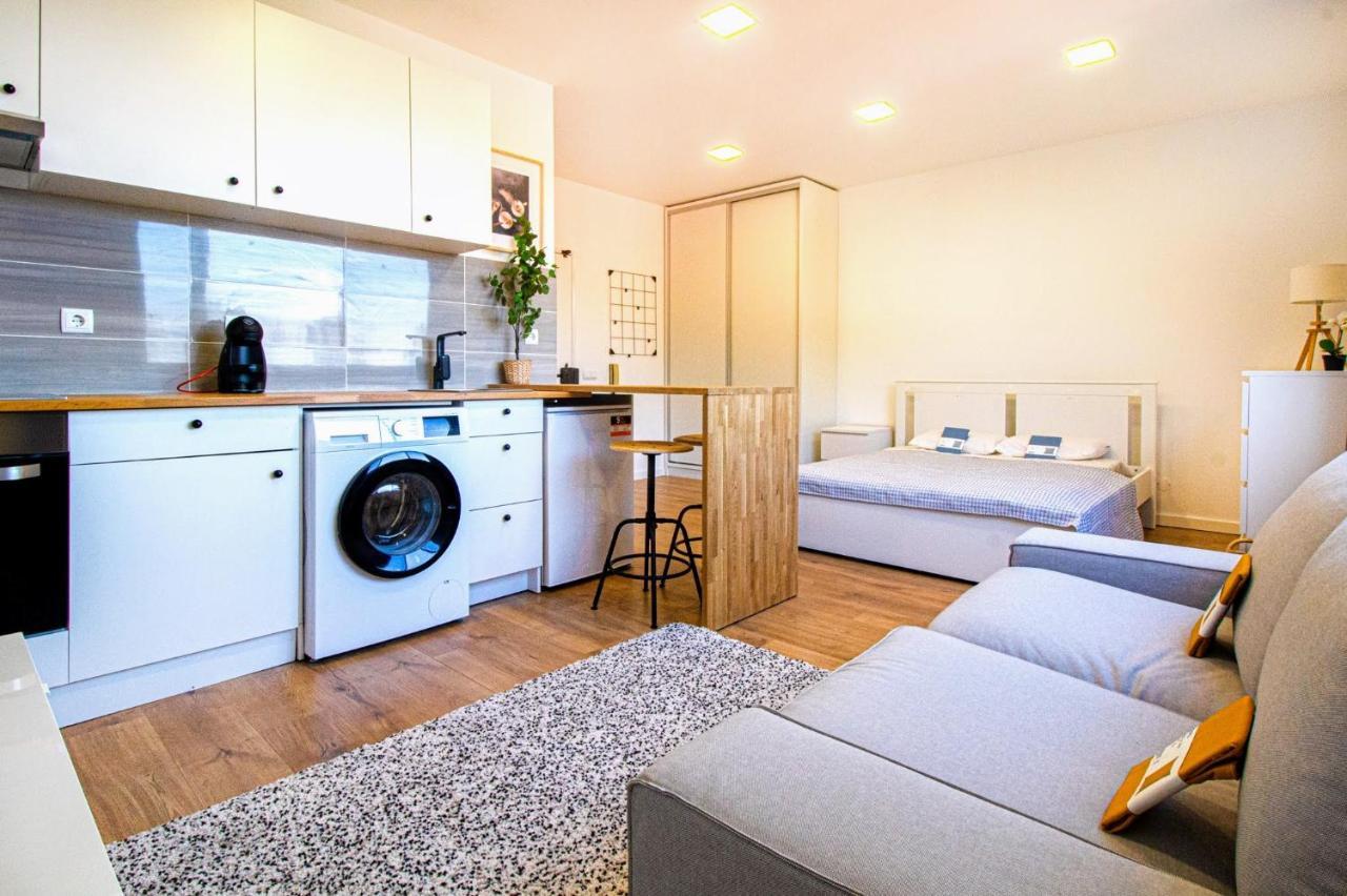 Stylish And Elegant Studio - Best View And Location In Coimbra Downton 외부 사진
