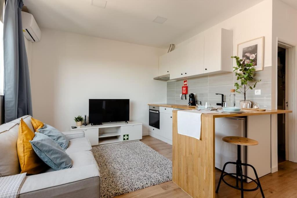 Stylish And Elegant Studio - Best View And Location In Coimbra Downton 외부 사진